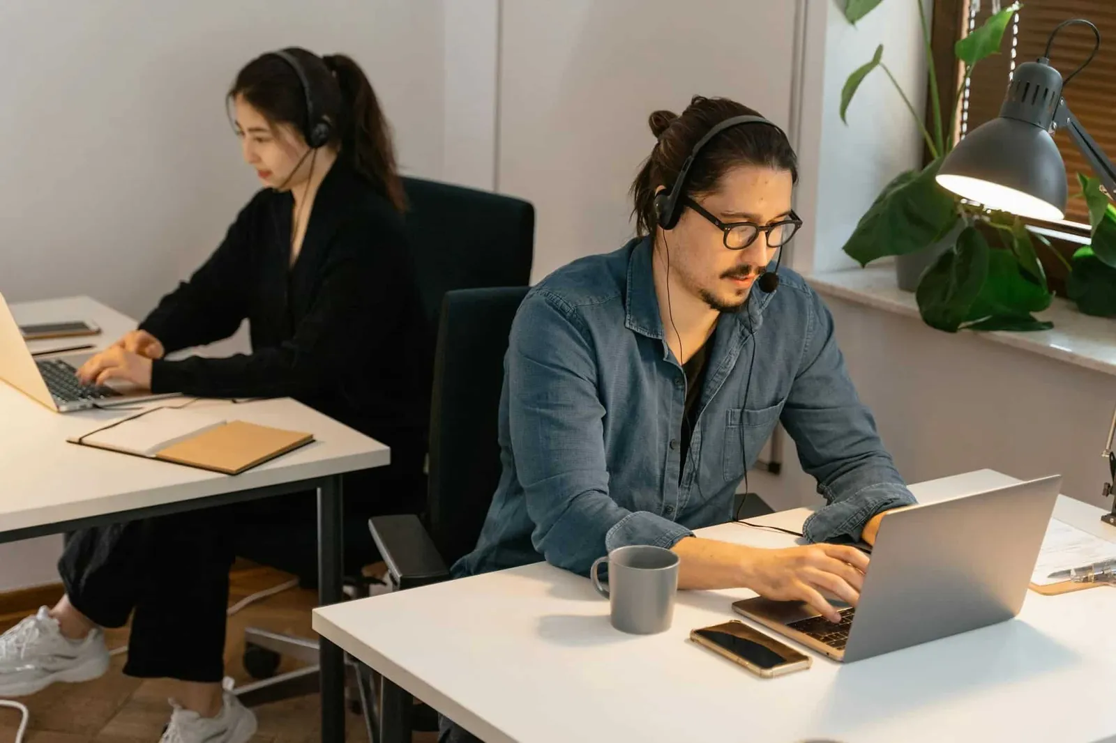 Employee Assistance Programme (EAP): what it is, what it includes and ...