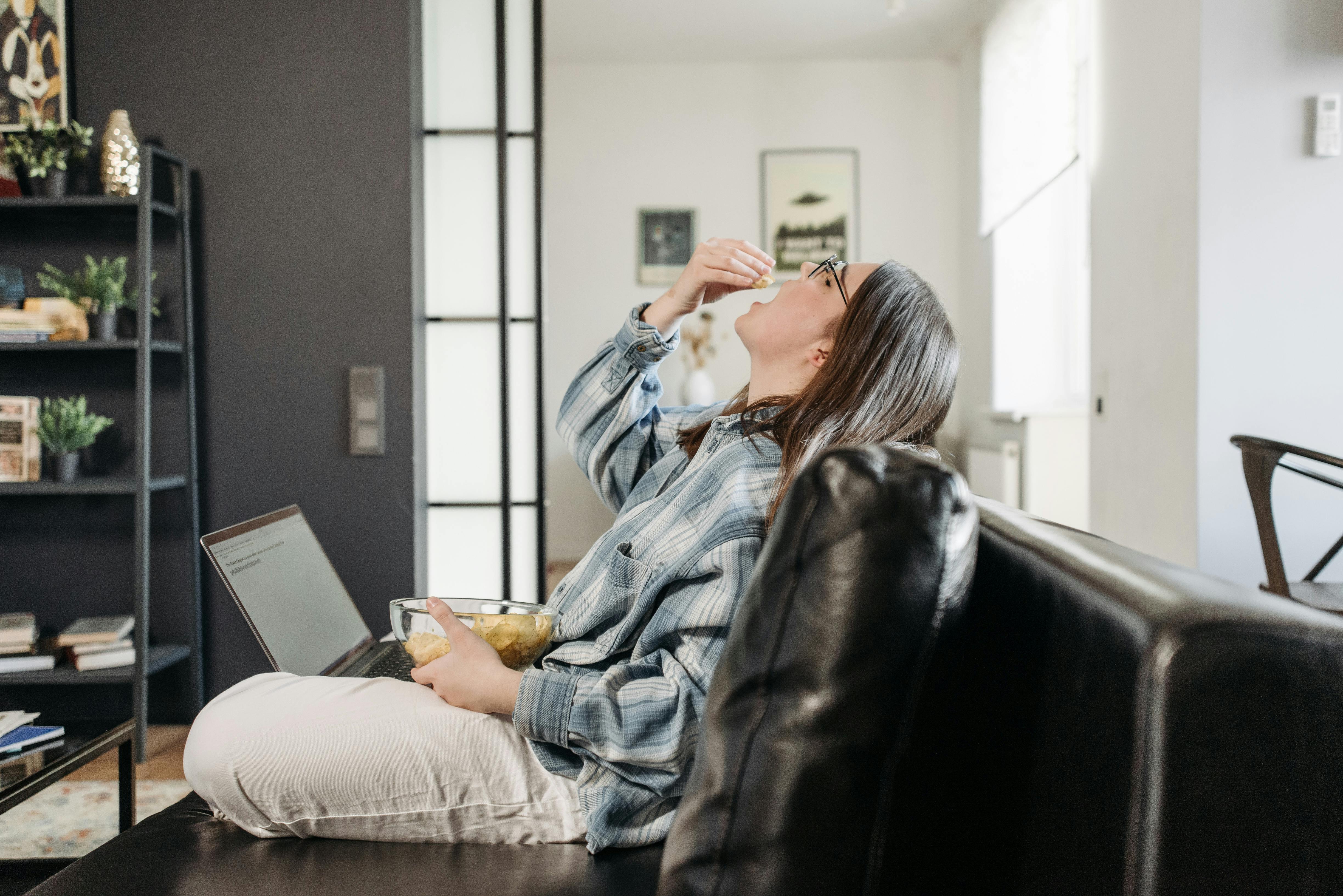 Sedentarismo en el trabajo: cuánto le cuesta a tu empresa y 8 intervenciones que funcionan